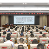 市委理论学习中心组2023年第六次集体（扩大）学习暨第二期张家界“天门大讲堂”举行