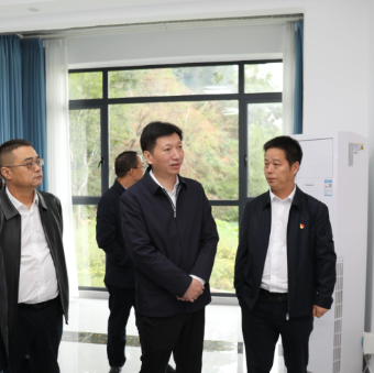 张家界市永定区：张喜松到沙堤街道开展调研