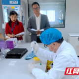 张家界市中心血站检验岗举行技能大比武