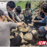 慈利县通津铺镇中学：劳动课堂搬进自然“野”有趣