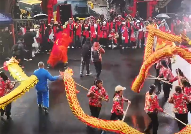 新春走基层-年味非遗｜中国首个申遗成功后的春节 多国友人相聚中国“土家年”