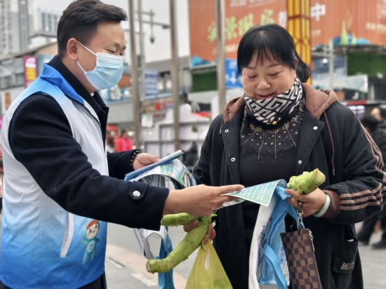 张家界机场净空管理办公室组织开展元宵节专题净空保护宣传活动