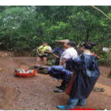 泸溪：90后女司法员10小时的洪水之战