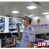中国人民警察警旗授旗仪式在湘西公安全警引发强烈反响