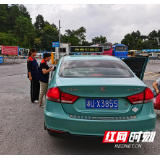 凤凰：开展出租车顽瘴痼疾整治行动