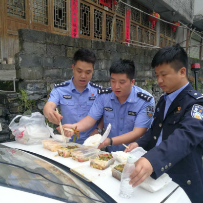 2c1680d456f649298b3fd013a1e37170.jpg 2c1680d456f649298b3fd013a1e37170.jpg