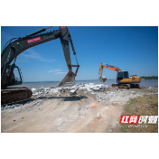 时刻评论丨保持清醒的头脑，携手共渡难关