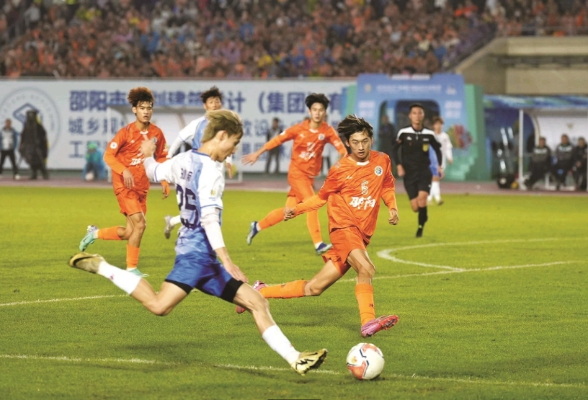 当“湘超”踢进思政课堂：一次教育创新的生动射门	