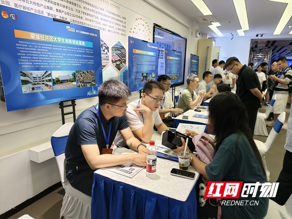 ec5ba9d71266ed5bdbf144b60b636ba8.marked.jpg