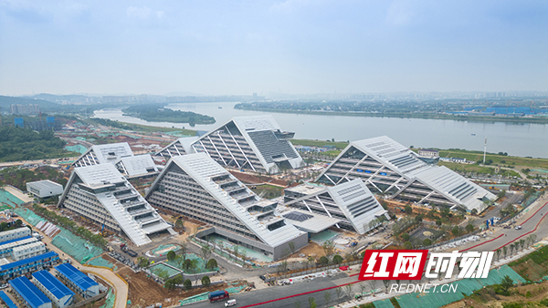 湘江科学城 滕维 拍摄时间6月29 (2)副本.jpg