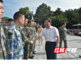 八一送祝福 瞿海慰问驻益官兵