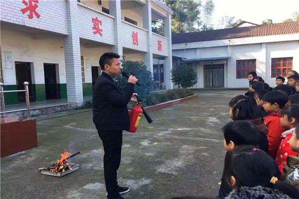 a1aa76a1fc514eabb38f5dad9c5172fc.jpg