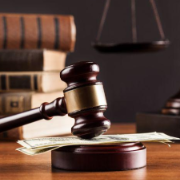 制售假冒香烟盒牟利  12名被告人分获刑罚