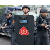 光影三秒，写满守护 | 致敬每一位不懈奋斗的政法人