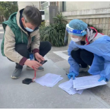 连线居委书记丨“等疫情结束了，我再退休！”这位居民区党总支书记“退休”后依然坚守抗疫第一线