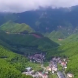 “两山”理念引领中国经济社会绿色转型