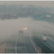 湖南高速交警提醒：雾天开车，请“雾”必注意这些→
