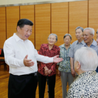图文故事｜习近平总书记同人民教师在一起