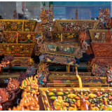 藏历新年年货市场：烟火气中迎新春 传统习俗展新韵