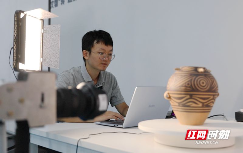 微信图片_20250915150056_168_110_副本.jpg
