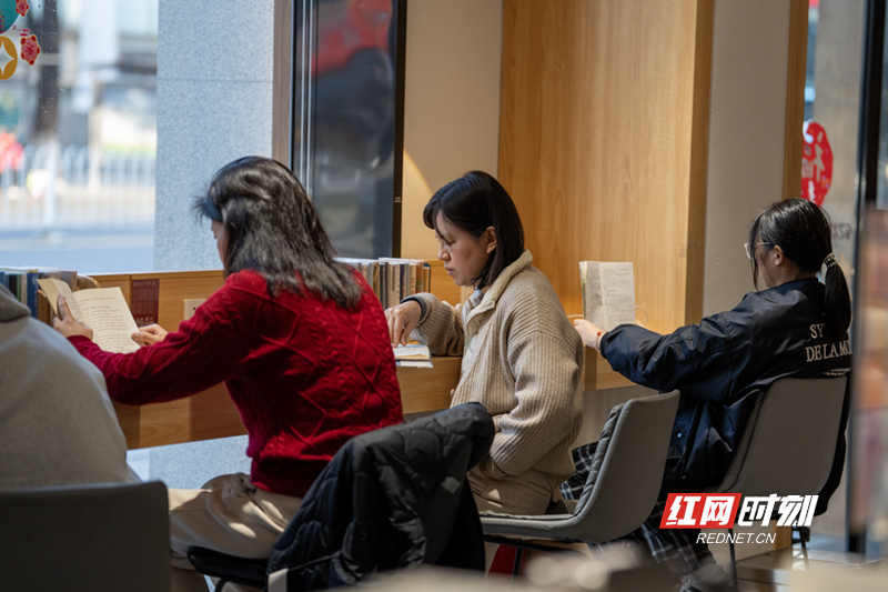 _ZBW4698.jpg _ZBW4698.jpg