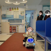 “小丑照顾”+“移动输液车”,让打针变成小勇士的游戏