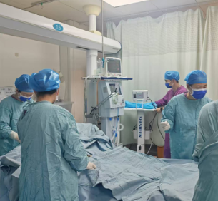 丙午马年新春,他们为生命 “守好这口气”