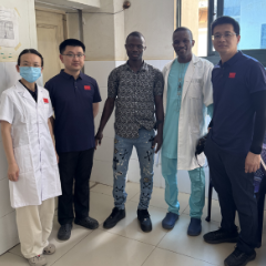 中国第27批援塞医疗队多学科协作救治当地疑难结核患者