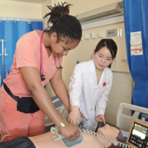 援非日记：在需要的时候，中国女医生可以是任何样子