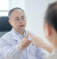 湘雅三医院开展“世界帕金森病日”系列公益活动