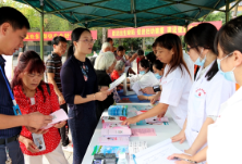 邵东市开展预防出生缺陷日义诊咨询活动
