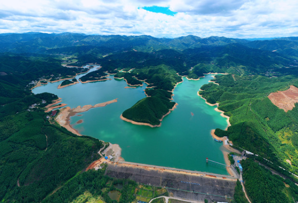 航拍“美丽河湖”丨常宁市洋泉水库：徜徉“天堂湖”之上 犹在画中游