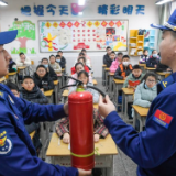 多地迎来2023年春季学期开学
