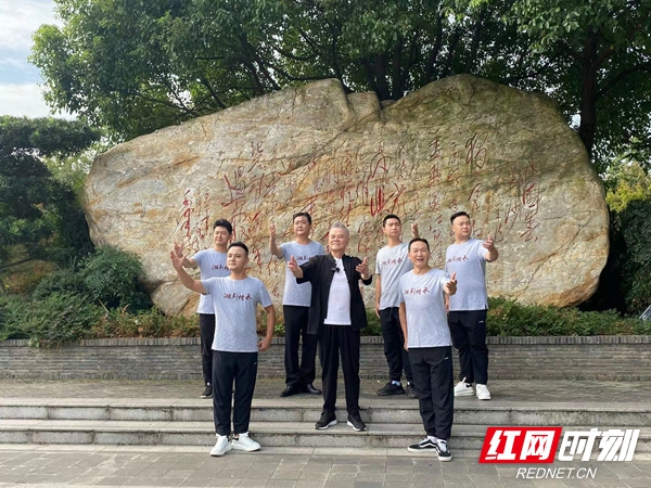 微信图片_20230202100035_副本.jpg