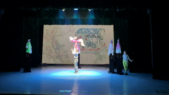f1b0171d0967600c544d21618208092d 00_00_23-00_00_26.gif