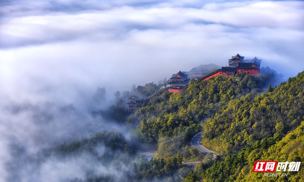 2熊山寺云海陈杨剑.jpg