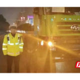 深夜连闯三个红灯没人管？得意早了，驾驶证扣18分