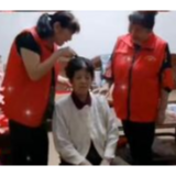 帮买菜陪说话,他们让独居老人“空巢”不“空心”