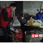 与爱同行,关怀不停!这里的春节有温度