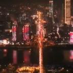 央视《新闻联播》| 网红长沙上演“云烟花”