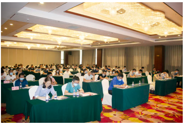 高举党旗 安全环保两手抓 开福区公共工程建设中心召开工作调度暨培训会