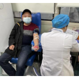 无偿献血进社区 传递温暖践于行