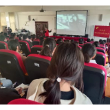 微宣讲进校园 铸牢红色根脉