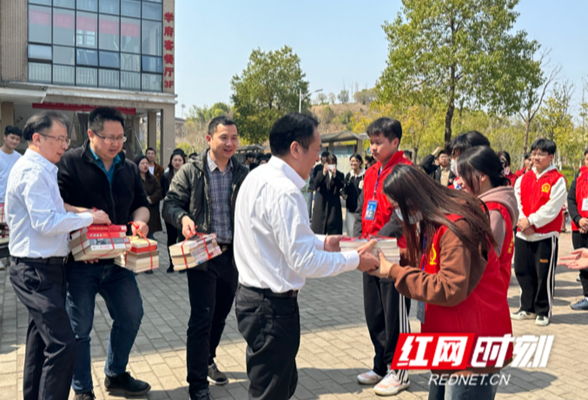 让书香充盈人生  湖南铁科职院启动楚怡读书行动