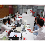 “520”开福区结婚登记火爆，新人“扎堆撒糖”