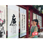 好戏“廉”连看，桂花公园游客赏“廉”忙