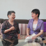 罗玉环对困难党员及因公牺牲党员家属进行“七一”走访慰问