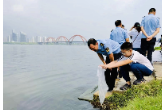 開福區“一江四河”增殖添丁 首個全國生態日200萬尾魚苗放流湘江