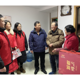 踏雪送温暖 关爱送到困难群众家