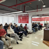 知识讲座进社区 关爱群众促健康